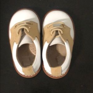 Elephantito White and Tan Kids Dress Shoes